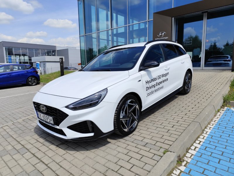HYUNDAI i30<br /><small>(Samochód demonstracyjny)</small>