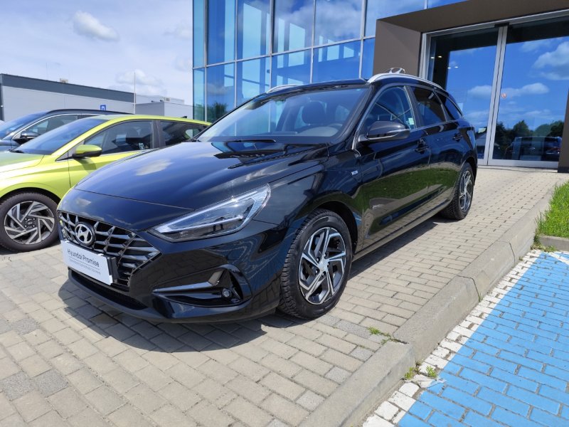HYUNDAI i30<br /><small>(Samochód używany)</small>