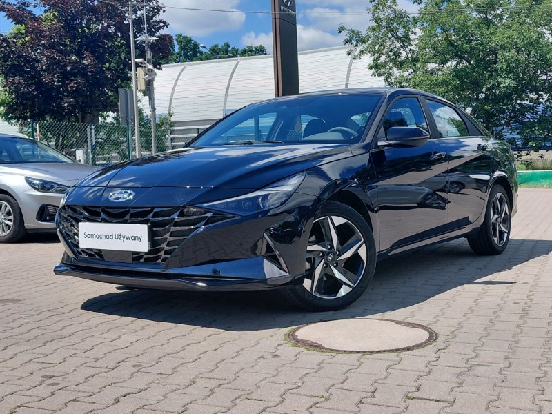 HYUNDAI Elantra<br /><small>(Samochód używany)</small>